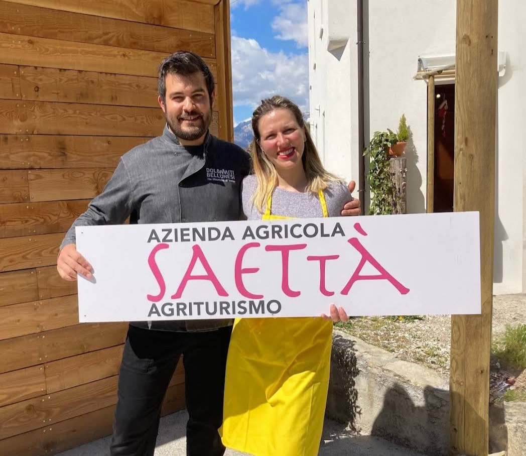 Agriturismo Saettà, la casa e la valle